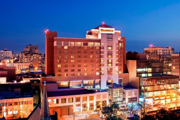 Sheraton Laguardia East Hotel image 1